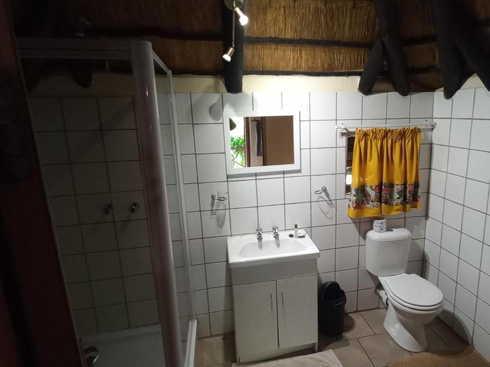 Ombinda Country Lodge Outjo Phòng bức ảnh