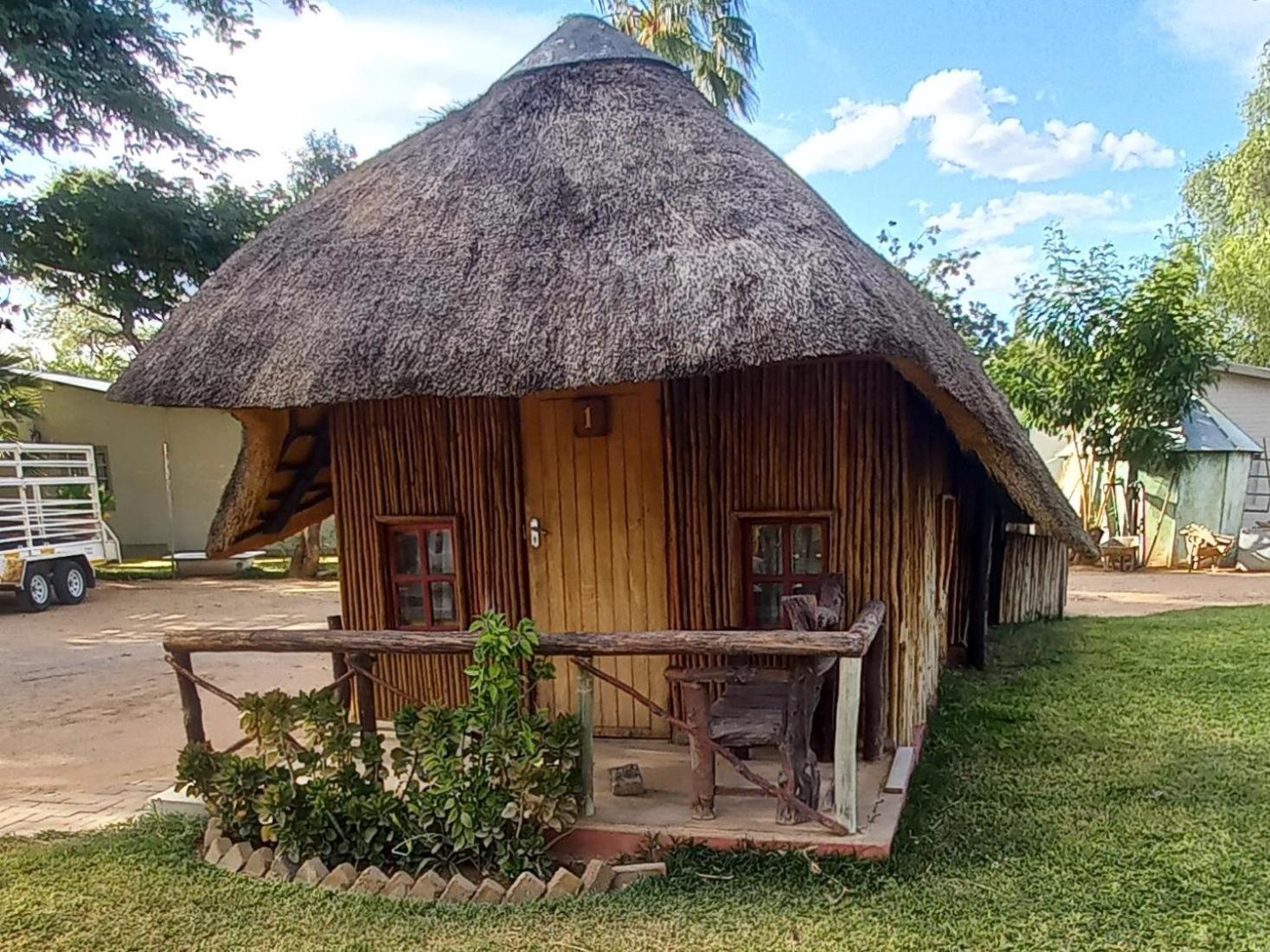 Ombinda Country Lodge Outjo Phòng bức ảnh