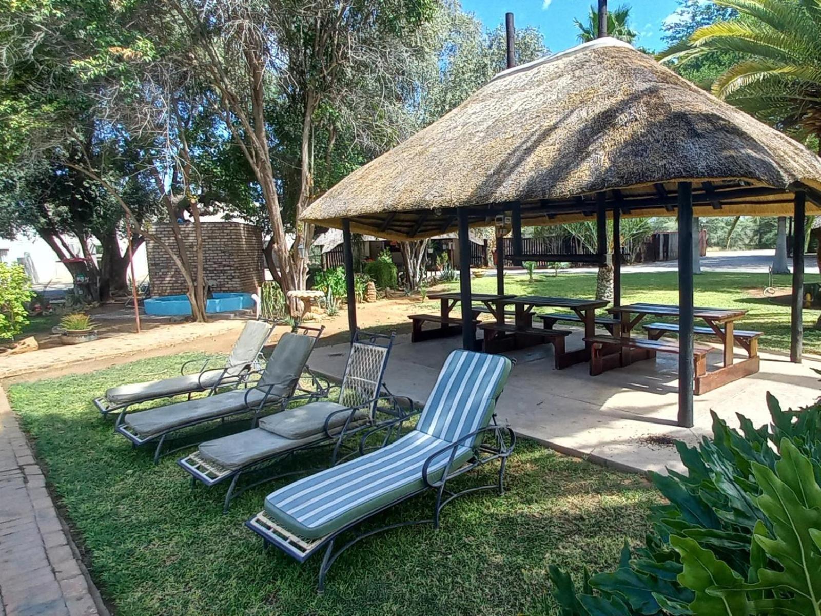 Ombinda Country Lodge Outjo Ngoại thất bức ảnh