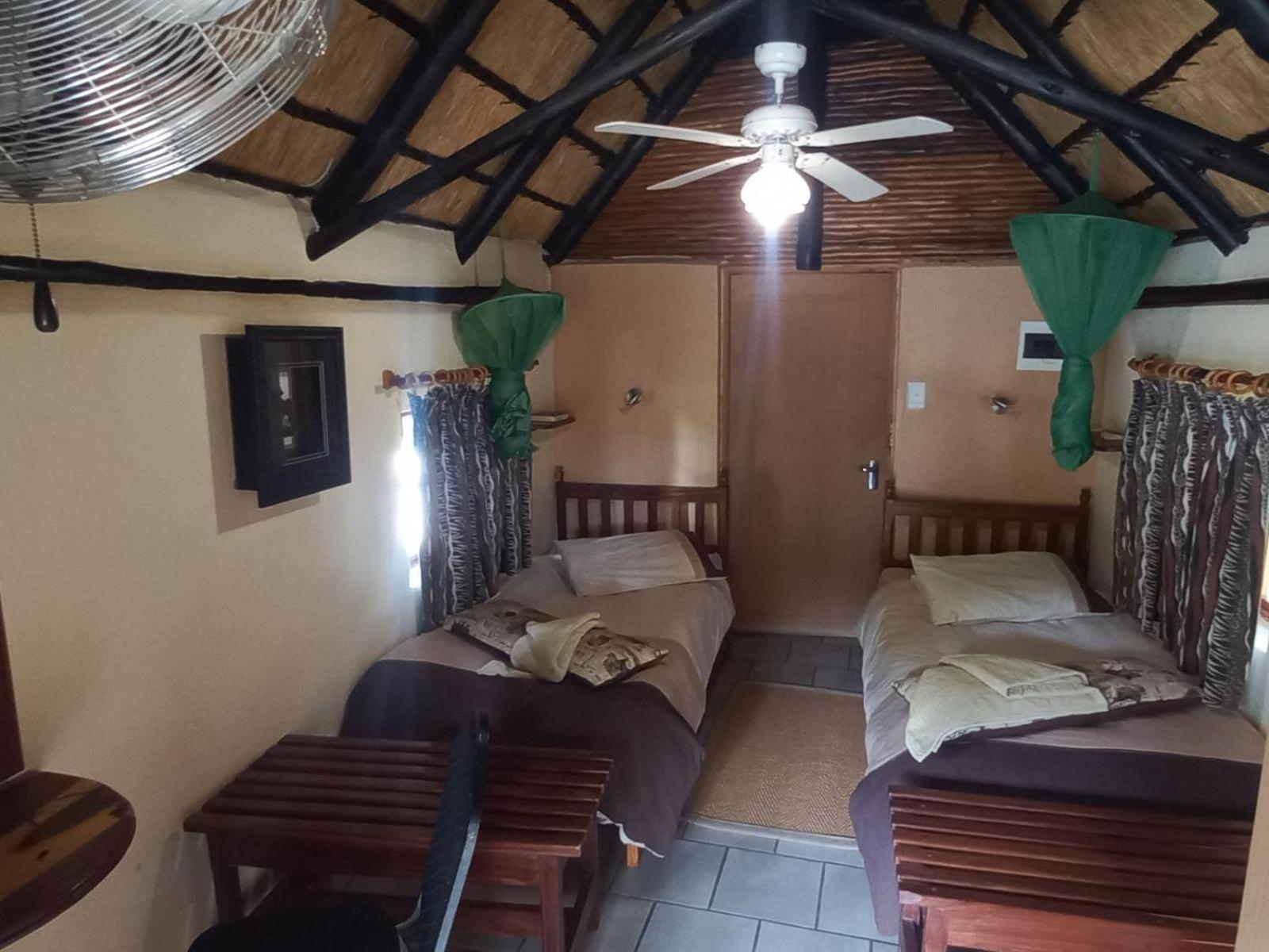 Ombinda Country Lodge Outjo Phòng bức ảnh